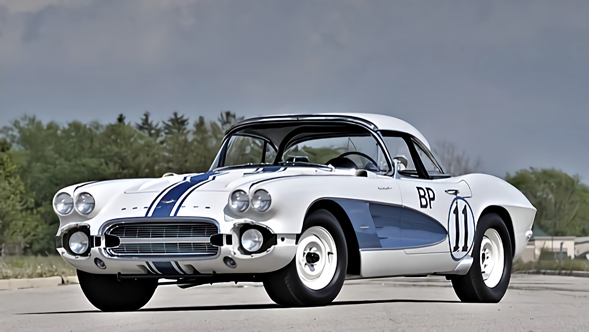 Click to Enlarge-Esc to Close Corvette Generations/C1/C1 1961 Mecum LotS156.jpg